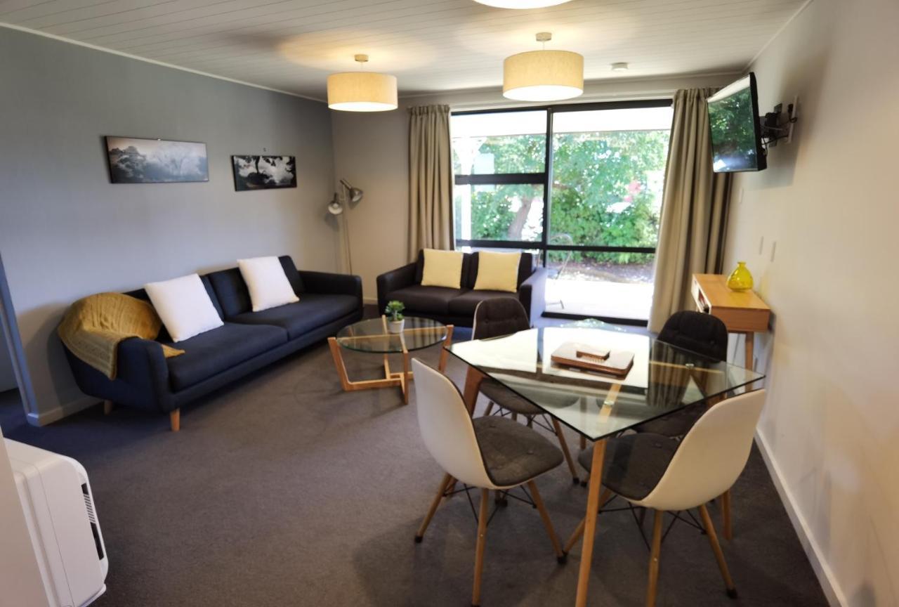 Milford Road Apartments Te Anau Eksteriør bilde